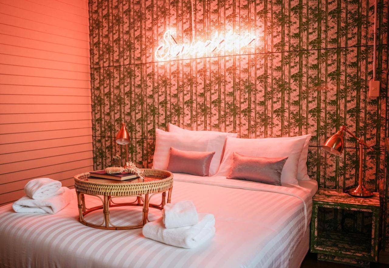 Azure Hostel Bangkok Bagian luar foto